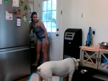 bigtittybella21