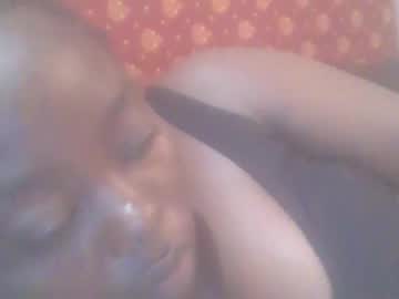 hornygal001