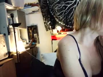 playfulandsassy